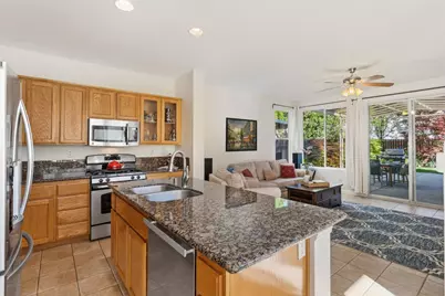 2070 Fenmore Way, Sacramento, CA 95835 - Photo 15