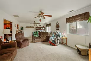 9037 Warm Springs Cir, Stockton, CA 95210 - Photo 13