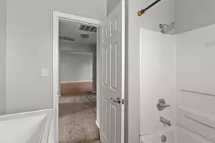 1628 Honeysuckle Dr, Modesto, CA 95350 - Photo 15