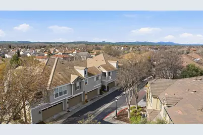 116 W Luna Loca Lane, Tracy, CA 95391 - Photo 5