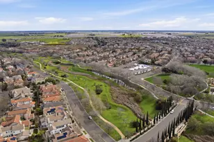 116 W Luna Loca Ln, Tracy, CA 95391 - Photo 35