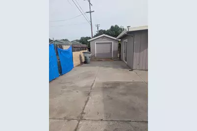 1805 Aloha Way, Modesto, CA 95350 - Photo 21