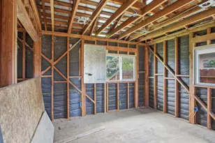 1131 N Rosemore Ave, Modesto, CA 95358 - Photo 15