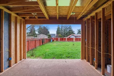 1131 N Rosemore Avenue, Modesto, CA 95358 - Photo 17