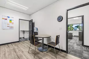 2555 3rd St, Sacramento, CA 95818 - Photo 23