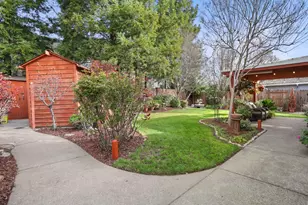 2207 Chaparral Ct, Lodi, CA 95242 - Photo 27