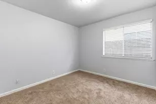 8465 Day Lillies Ln, Citrus Heights, CA 95610 - Photo 17