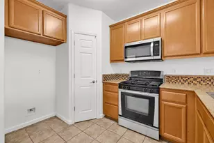 50 Regency Park Cir, Sacramento, CA 95835 - Photo 21