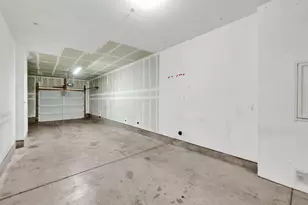 50 Regency Park Cir, Sacramento, CA 95835 - Photo 31