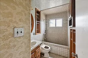 2318 Pamela Ln, Sacramento, CA 95825 - Photo 13