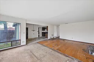 2318 Pamela Ln, Sacramento, CA 95825 - Photo 9