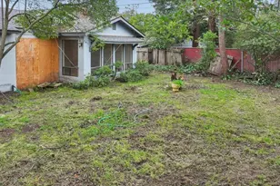 2318 Pamela Ln, Sacramento, CA 95825 - Photo 21