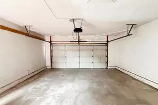 1118 Fallbrook Dr, Stockton, CA 95210 - Photo 33