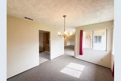 1118 Fallbrook Drive, Stockton, CA 95210 - Photo 9