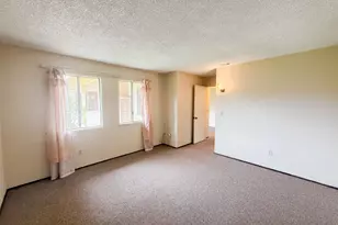 1118 Fallbrook Dr, Stockton, CA 95210 - Photo 19