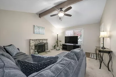 8714 Grayling Way, Sacramento, CA 95826 - Photo 17