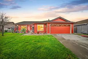 1810 Whispering Oaks Dr, Yuba City, CA 95991 - Photo 1