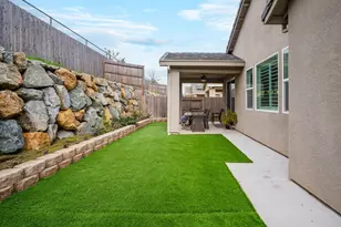 8298 Courage Dr, Sacramento, CA 95829 - Photo 11