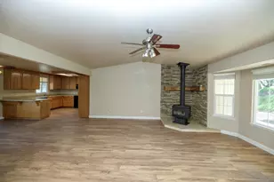 10347 Narciso Way, Coulterville, CA 95311 - Photo 13