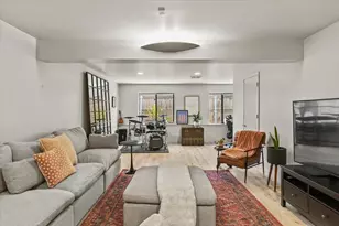 1327 E Sutter Walk, Sacramento, CA 95816 - Photo 35