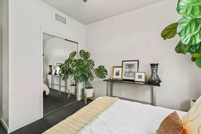 1327 E Sutter Walk, Sacramento, CA 95816 - Photo 31