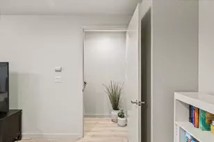 1327 E Sutter Walk, Sacramento, CA 95816 - Photo 39