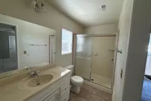 32 E McKenzie Ave, Stockton, CA 95204 - Photo 19