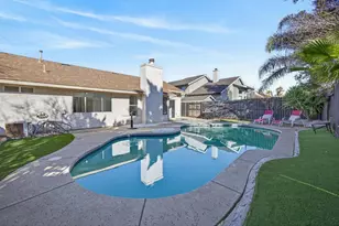 8055 Stags Leap Ct, Sacramento, CA 95829 - Photo 41