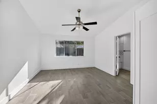 8055 Stags Leap Ct, Sacramento, CA 95829 - Photo 23