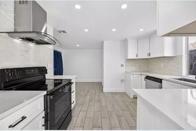 8055 Stags Leap Court, Sacramento, CA 95829 - Photo 15