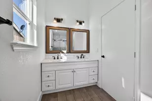 8055 Stags Leap Ct, Sacramento, CA 95829 - Photo 27