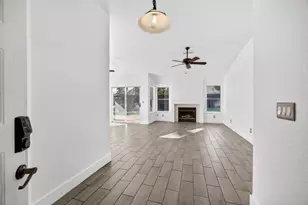 8055 Stags Leap Ct, Sacramento, CA 95829 - Photo 7