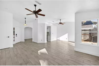 8055 Stags Leap Court, Sacramento, CA 95829 - Photo 9