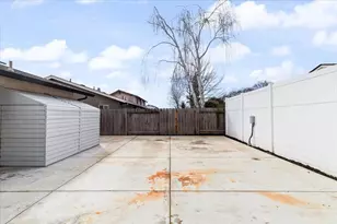 48 Obsidian Dr, Oakdale, CA 95361 - Photo 37