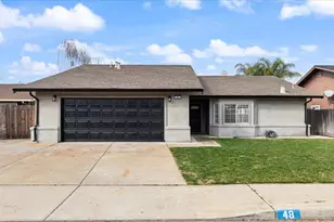 48 Obsidian Dr, Oakdale, CA 95361 - Photo 1