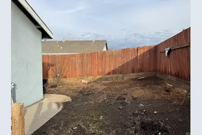 2196 Roberta Avenue, Marysville, CA 95901 - Photo 15