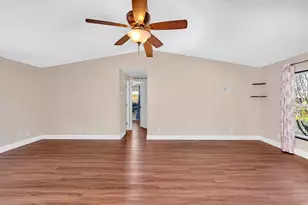 E Pacheco Blvd, Los Banos, CA 93635 - Photo 11