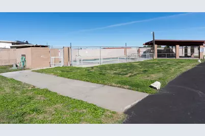 E Pacheco Boulevard #63, Los Banos, CA 93635 - Photo 25