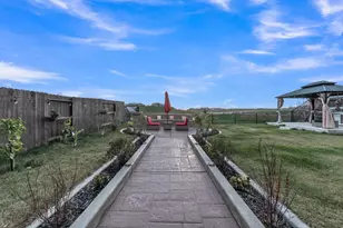 3281 Gdn Ter Dr, Folsom, CA 95630 - Photo 63