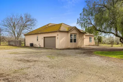 2306 Young Road, Modesto, CA 95358 - Photo 3