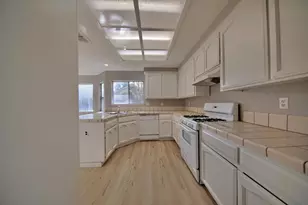 1900 Berryessa Dr, Modesto, CA 95358 - Photo 15