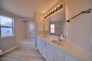 1900 Berryessa Dr, Modesto, CA 95358 - Photo 43