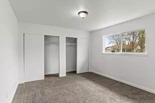 1127 Castle Oaks Dr, Stockton, CA 95210 - Photo 17