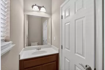 6900 Elvora Way, Elk Grove, CA 95757 - Photo 13