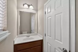 6900 Elvora Way, Elk Grove, CA 95757 - Photo 13