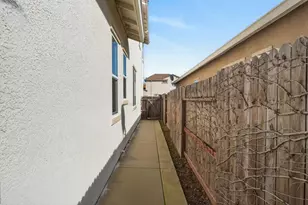 6900 Elvora Way, Elk Grove, CA 95757 - Photo 55