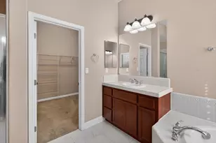 6900 Elvora Way, Elk Grove, CA 95757 - Photo 33