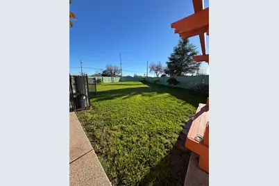 1363 Merganser, Newman, CA 95360 - Photo 23