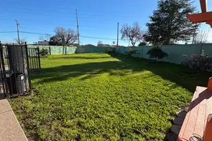 1363 Merganser, Newman, CA 95360 - Photo 23