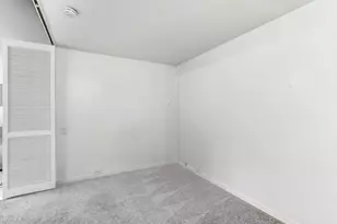 820 Woodside Ln, Sacramento, CA 95825 - Photo 15